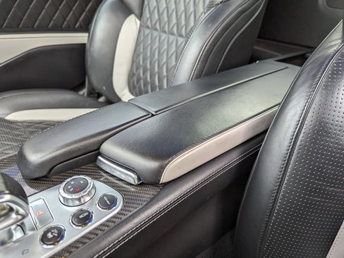 Used 2016 Mercedes-Benz SL 63 AMG image 31