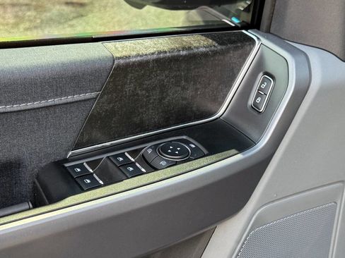 Used 2025 Ford F150 Lightning XLT image 26