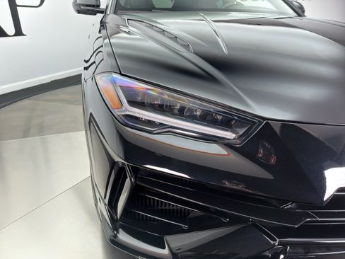 Used 2023 Lamborghini Urus S AWD/4WD image 13
