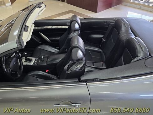 Used 2013 INFINITI G37 Convertible w/ Premium Pkg RWD image 18