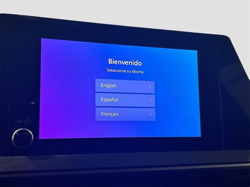 Used 2024 Toyota Prius XLE image 12