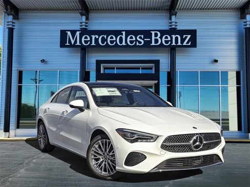 New 2025 Mercedes-Benz C 300 4MATIC Sedan image 1