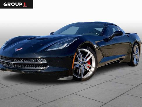 Used 2017 Chevrolet Corvette Stingray Coupe image 1