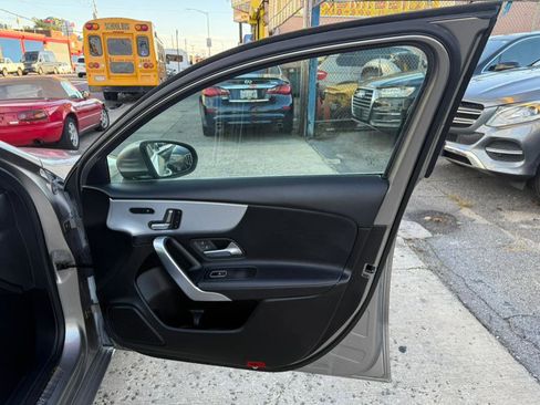 Used 2019 Mercedes-Benz A 220 image 21