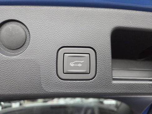 New 2026 GMC Terrain Elevation image 18