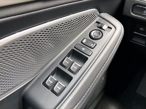 Used 2026 Acura MDX SH-AWD image 33
