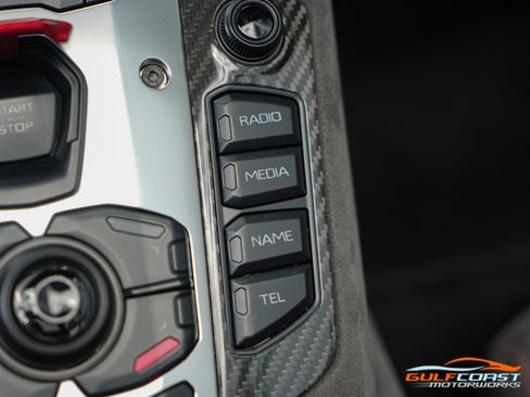 Used 2016 Lamborghini Aventador LP 700-4 image 21