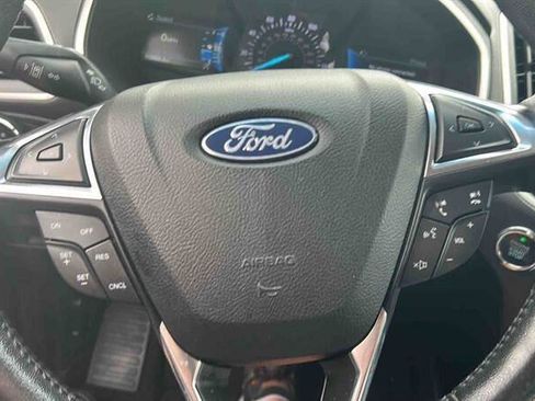 Used 2021 Ford Edge SEL FWD image 21