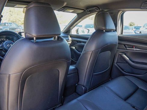 Used 2021 MAZDA MAZDA3 s image 28