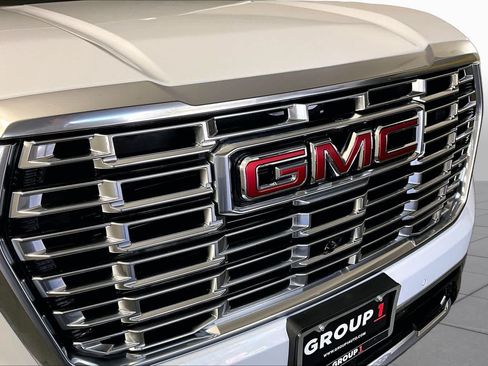 Used 2026 GMC Yukon XL Denali w/ Sun & Power Step Package AWD/4WD image 29