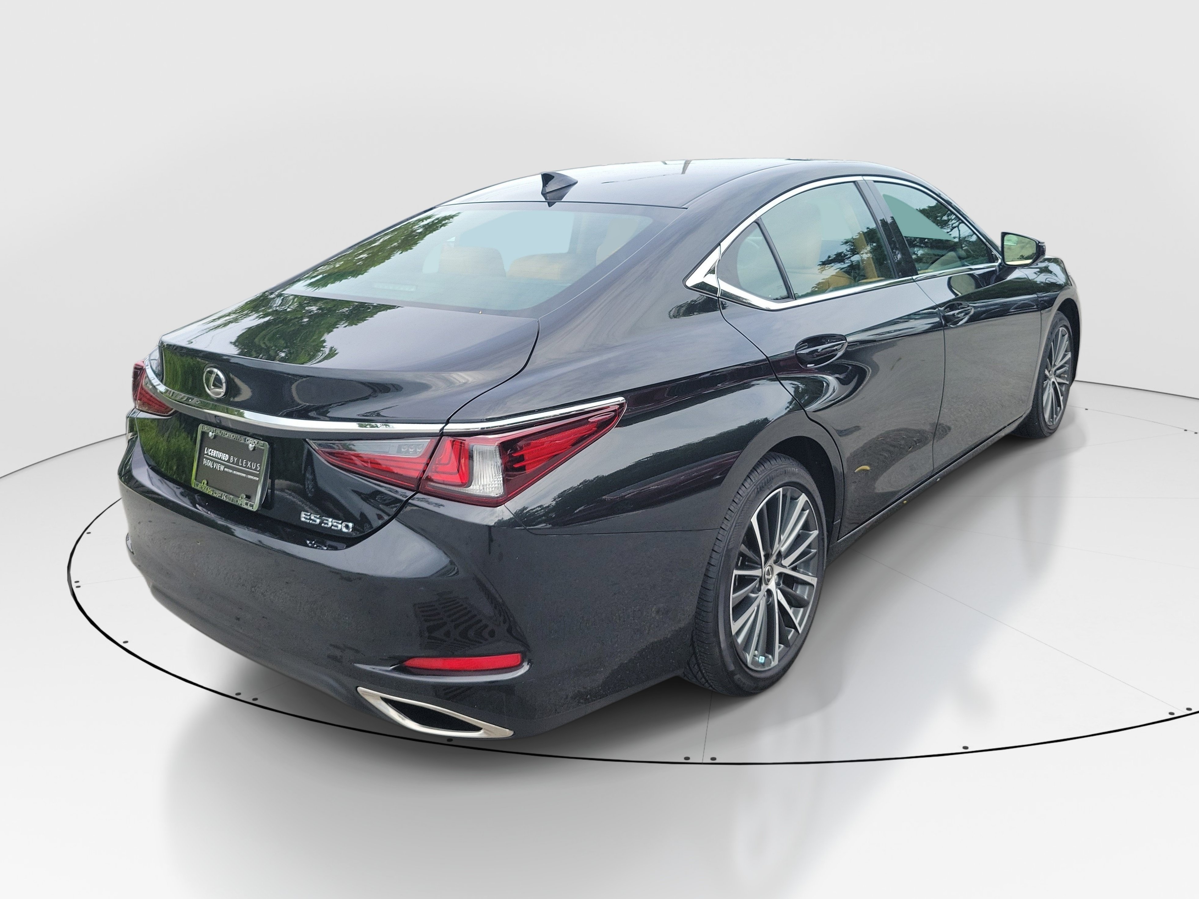 Used 2025 Lexus ES 350 w/ Premium Package FWD image 6