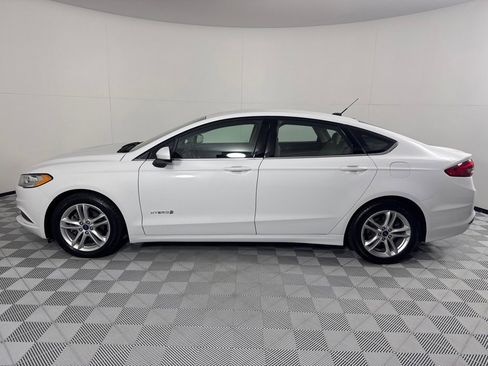Used 2018 Ford Fusion S image 9