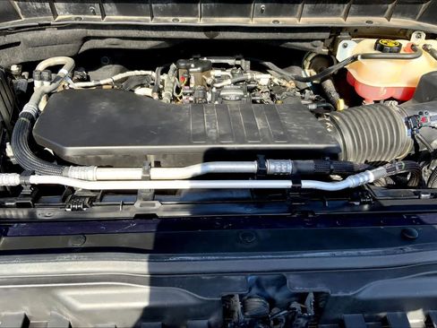 Used 2020 Chevrolet Silverado 1500 RST w/ Texas Edition image 31