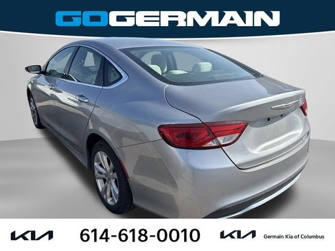 Used 2015 Chrysler 200 Limited FWD image 2