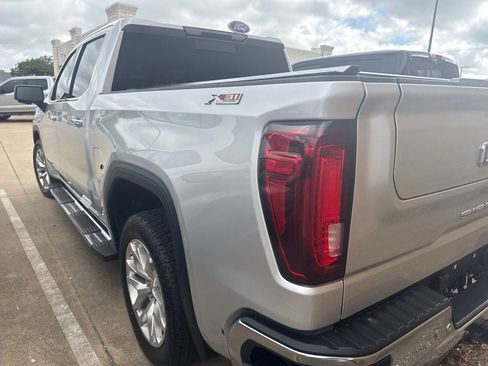 Used 2019 GMC Sierra 1500 SLT w/ SLT Premium Plus Package AWD/4WD image 7