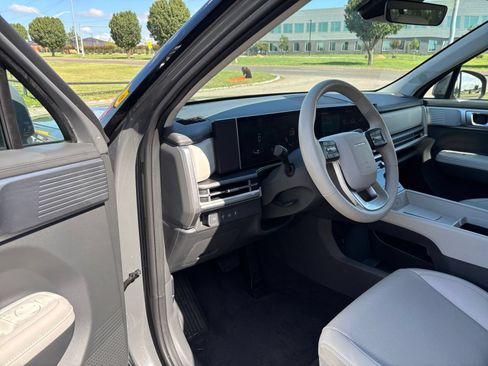 Used 2026 Hyundai Santa Fe SEL FWD image 37