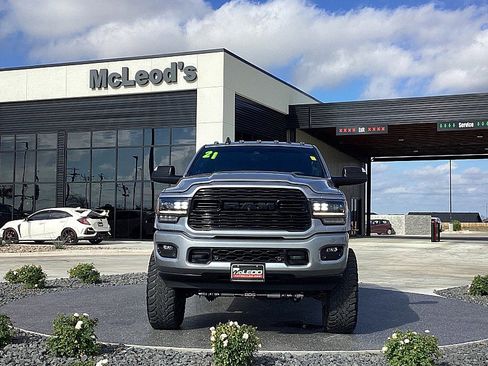Used 2021 RAM 2500 Limited image 2