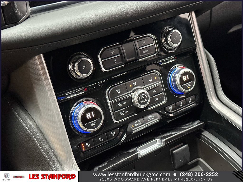 Used 2024 GMC Yukon XL Denali AWD/4WD image 31