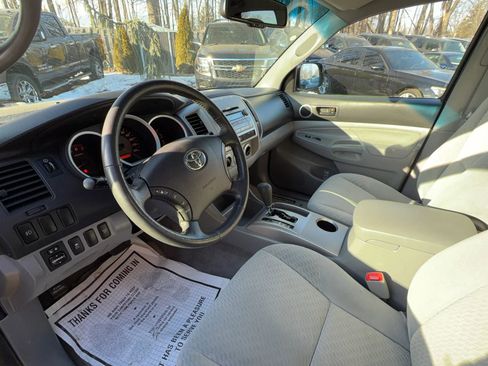 Used 2011 Toyota Tacoma 4x4 Double Cab image 17