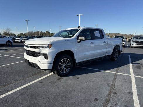 Used 2023 Chevrolet Silverado 1500 RST w/ Convenience Package II image 3