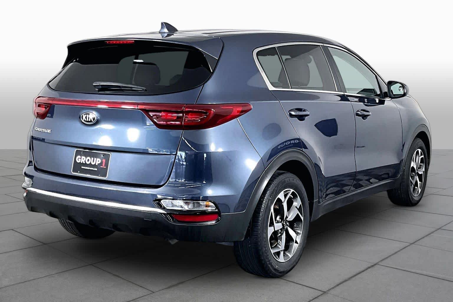 Used 2022 Kia Sportage LX FWD image 11