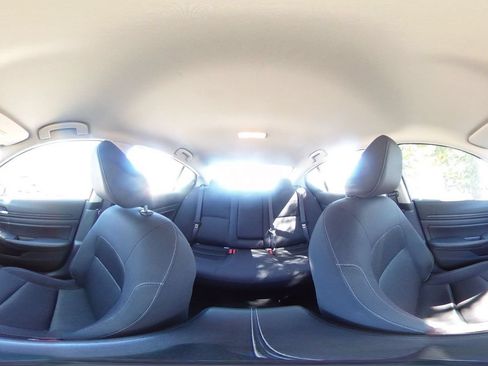 Used 2025 Nissan Altima 2.5 SV FWD image 43