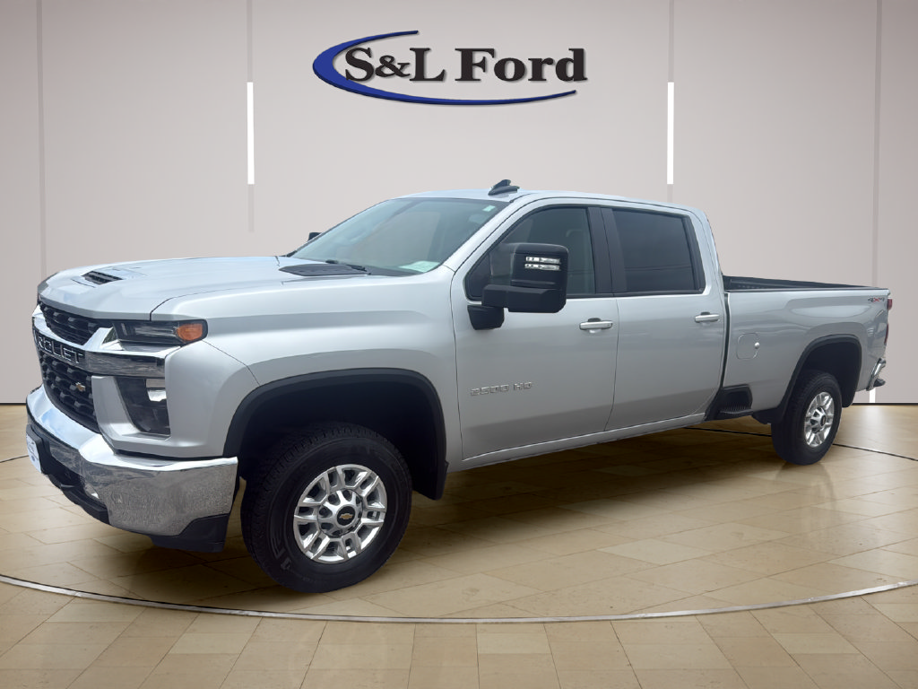 Used 2023 Chevrolet Silverado 2500 LT w/ Convenience Package AWD/4WD image 2