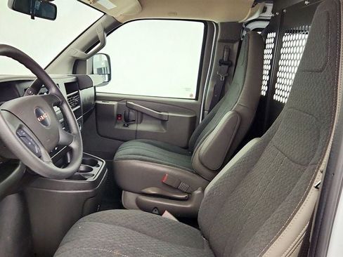 Used 2025 GMC Savana 2500 w/ Driver Convenience Package RWD image 16