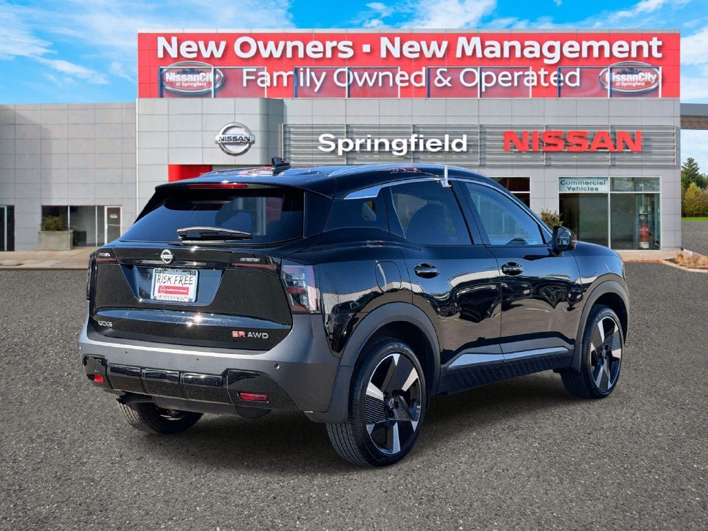 Certified 2025 Nissan Kicks SR AWD/4WD image 5