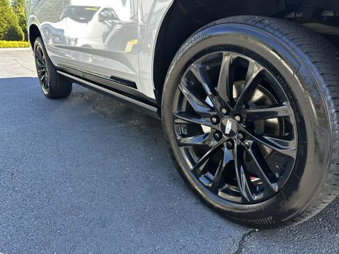 Used 2023 Cadillac Escalade Sport Platinum w/ LPO, ONYX Package AWD/4WD image 11