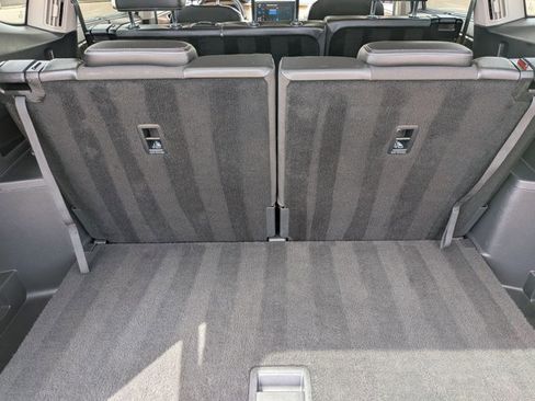 Used 2024 Volkswagen Atlas SE image 6