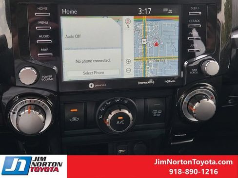 Used 2024 Toyota 4Runner TRD Off-Road Premium w/ Moonroof Package AWD/4WD image 18