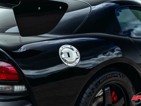 Used 2009 Dodge Viper ACR RWD image 35