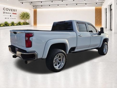 Used 2020 Chevrolet Silverado 2500 LTZ w/ LTZ Plus Package AWD/4WD image 12