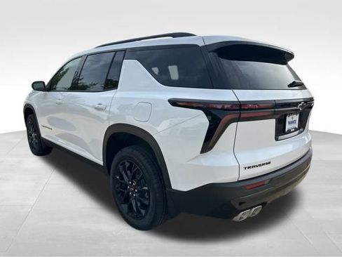 New 2026 Chevrolet Traverse LT w/ Midnight/Sport Edition image 3
