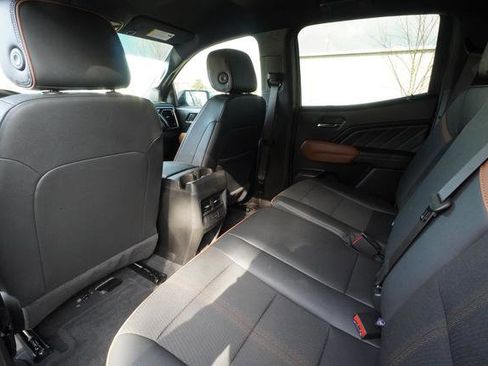 Used 2024 GMC Canyon AT4 w/ Technology Package image 28