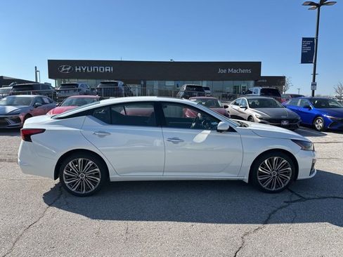 Used 2023 Nissan Altima 2.5 SL image 4