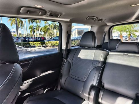 Used 2025 INFINITI QX80 Luxe image 11