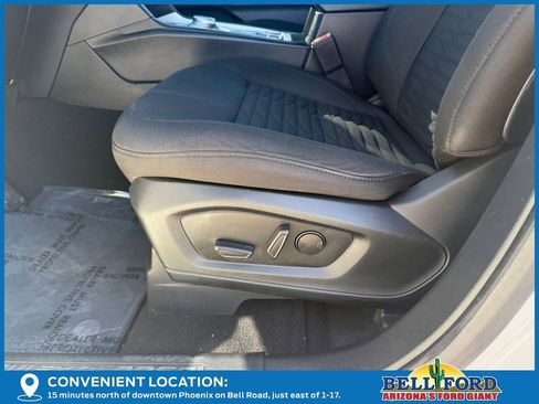 Used 2020 Ford Explorer XLT image 22