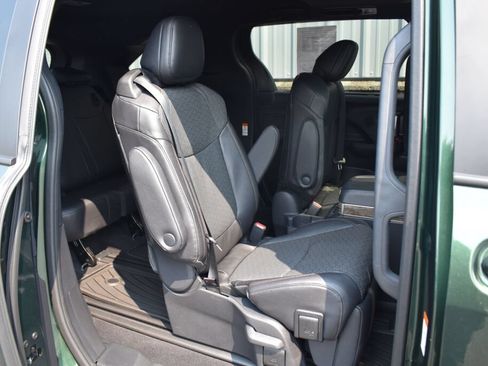 Certified 2025 Toyota Sienna Platinum AWD/4WD image 22