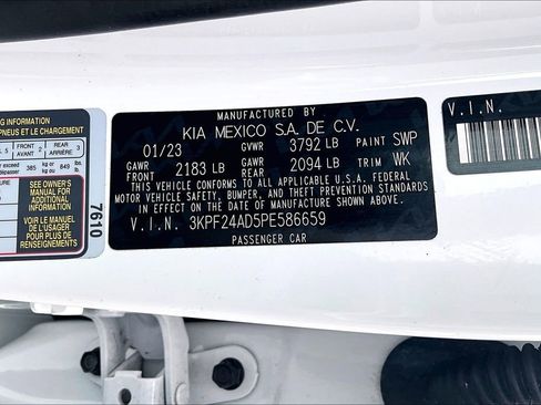 Used 2023 Kia Forte LXS image 19