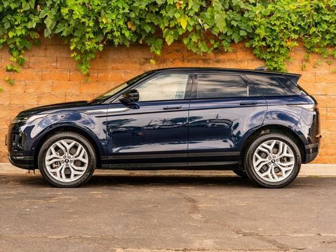 Used 2021 Land Rover Range Rover Evoque SE image 8