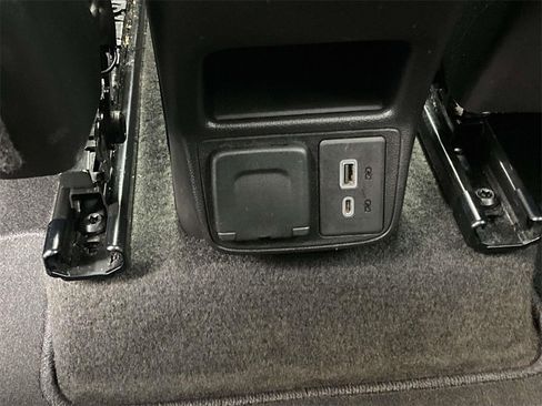 Used 2020 Buick Encore GX Essence w/ Experience Buick Package image 14