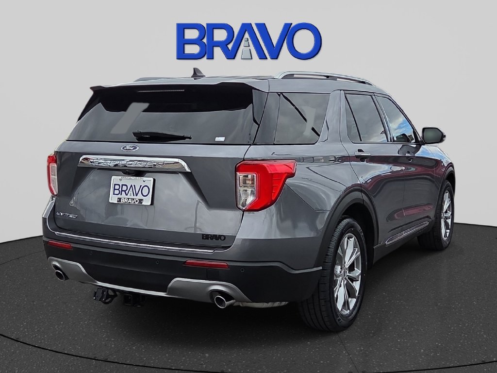 Used 2022 Ford Explorer Limited w/ Equipment Group 301A RWD image 4