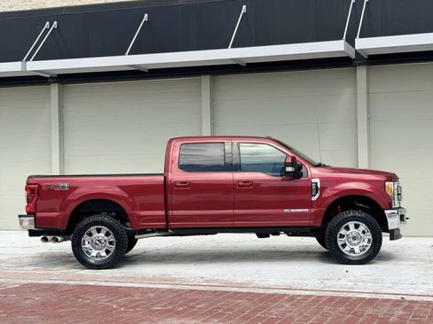 Used 2017 Ford F250 Lariat w/ Lariat Ultimate Package AWD/4WD image 9