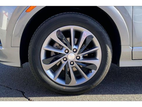 Used 2023 Buick Encore GX Select w/ Sport Touring Package image 9