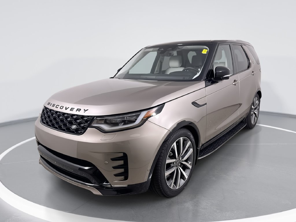 Used 2025 Land Rover Discovery Dynamic SE AWD/4WD image 1