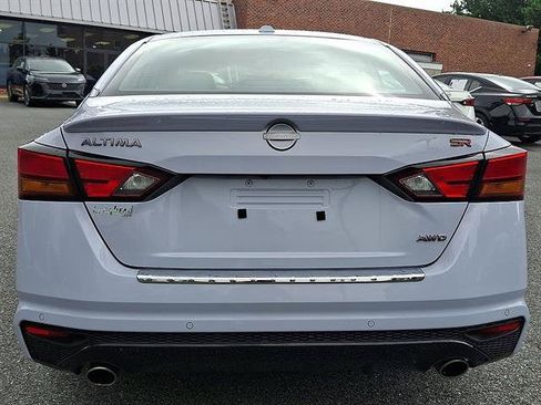 Certified 2023 Nissan Altima 2.5 SR AWD/4WD image 6