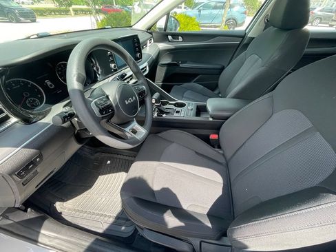 Certified 2022 Kia K5 LXS FWD image 3