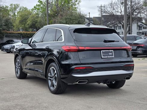 Certified 2025 Audi Q5 Prestige image 11